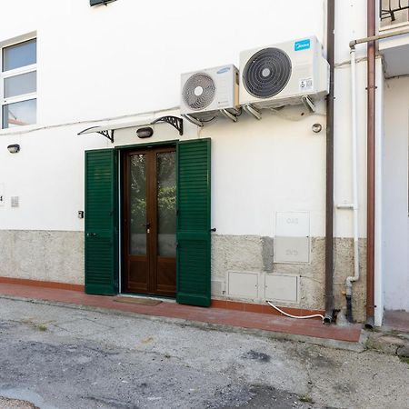 Pisa Bright Apartment Near The Airport Eksteriør bilde